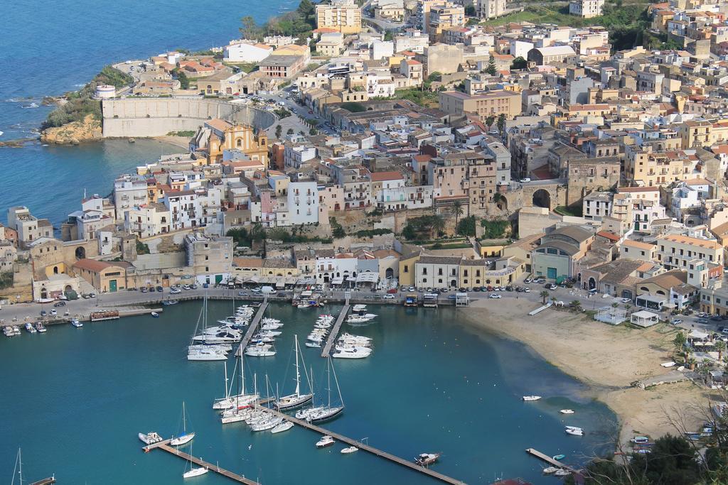 Casa Longo 2 Apartman Castellammare del Golfo Kültér fotó