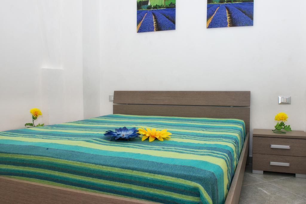 Casa Longo 2 Apartman Castellammare del Golfo Szoba fotó